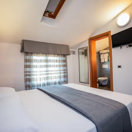 Gabbiano فندق 3*