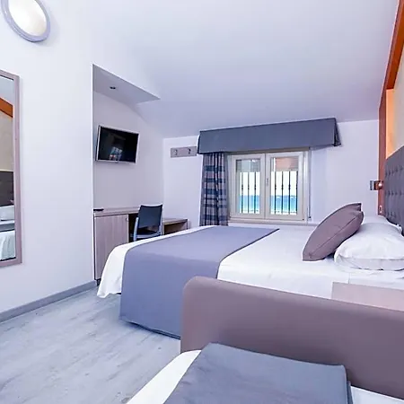 Gabbiano Hotel 3*