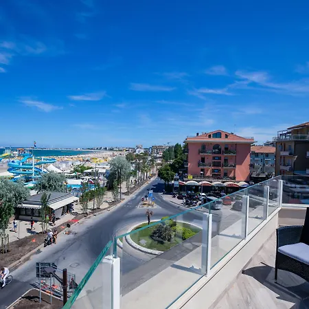 Gabbiano ريميني