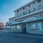 ガッビアーノ 3* リミニ