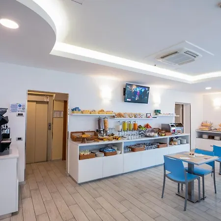 Gabbiano 3* Римини